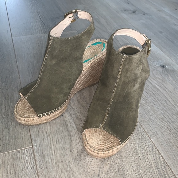 Banana Republic Wedge Espadrille Olive Green Size 7 - Picture 3 of 8